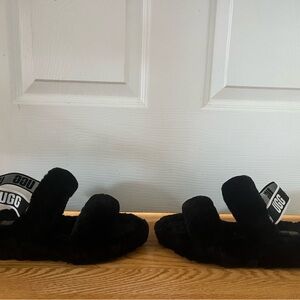 UGG Black Fluffy Slides